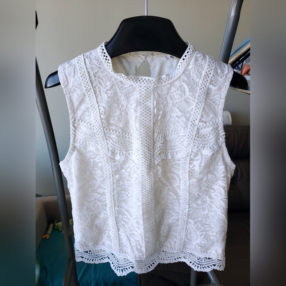 Ardene Tops - ♻ 2/$10 CLEARANCE: Ardene Sleeveless Lace Blouse